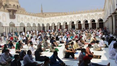 صورة خطيب الجامع الأزهر: شكرا لله  على نعمة عودتنا لبيوته