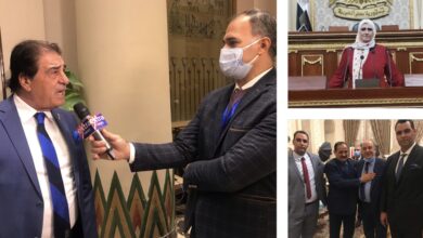 صورة اول يوم برلمان فواد اباظة يخطف الاضواء .. عناق حار تحت القبة بين علي النجار وامام منصور ومرشد ..مروة هاشم ترفع راية التحدي .. وحاتم : انا نائب الغلابة