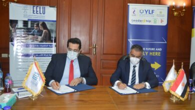 صورة بروتوكول تعاون بين الإلكترونية الاهلية ومؤسسة شباب القادة لتنمية مهارات الطلاب.