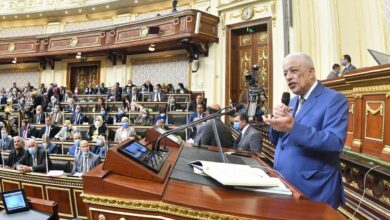 صورة يجب كشف نتيجة ال120 ألف معلم .. البرلمان يواصل الضغط علي وزير التربية والتعليم بسبب عجز المدرسين