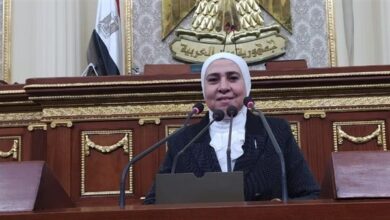 صورة يخدم 300 ألف مواطن ..النائبة سهير القاضي  تطالب وزارة الصحة بدعم مستشفي اولاد صقر باشعة مقطعية وتانك اكسجين و60 سرير