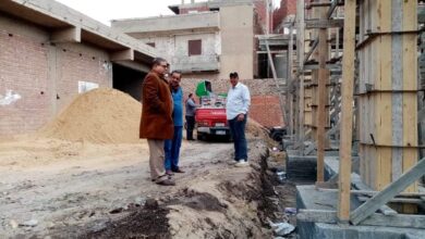 صورة وكيل وزارة الشباب والرياضة بالدقهلية يتفقد الاعمال الإنشائية بمركز شباب شها