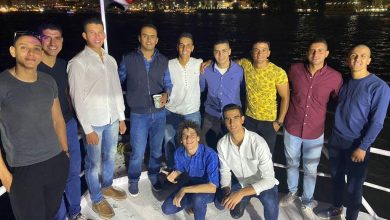 صورة في حفل مهيب وسط النيل   .. بالصور العميد عماد حمدي يحتفل بتخرج نجله الملازم علي من الكلية البحرية