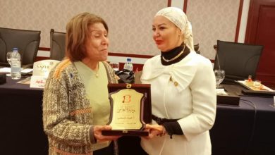 صورة فى ندوة للاحتفال باليوم العالمى للمرأة: النائبة أمل سلامة: المرأة المصرية تحظى باهتمام كبير من الرئيس السيسى والسيدة قرينته