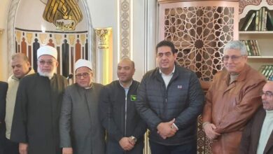 صورة بالصور : النائبان وليد التمامي ومحمد أبو حجازى يؤدون صلاة الجمعة بمسجد البحر بقرية شرباص و يستمعون لمطالب الأهالي وشكواهم للعمل على حلها