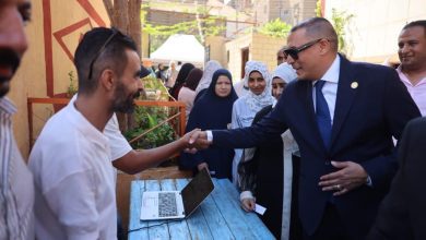 صورة مشهد انتخابى لافت .. حسام لبن يدلي بصوته في انتخابات مجلس الشيوخ 2025بمصر الجديدة