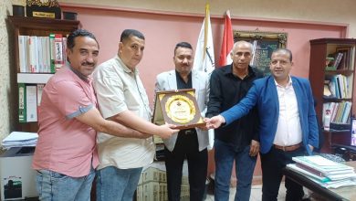 صورة تكريم  المهندس احمد مرسي مدير الأبنية التعليمية بالشرقية لجهوده في مواجهة الكثافة الطلابية