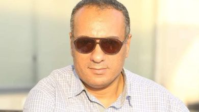 صورة الوداع: عندما تتجمد الكلمات في مواجهة الفراق