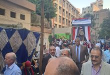 صورة فى مدرسة احمد عرابى ..محمد عبدالحميد يحظى بدعم الشباب وكبار السن فى العمرانية