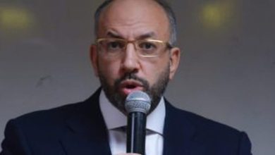 صورة حسام المندوه يستحق الشكر وليس التشوية .. نائب من طراز رفيع محارب شرس تحت قبة البرلمان وأول نائب ينقل تطلعات اهل دائرته على طاولة الحكومه دون متاجرة