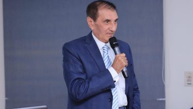 صورة الدكتورصلاح أبو طالب نموذج للعطاء في خدمة مرضى الأورام بالفيوم